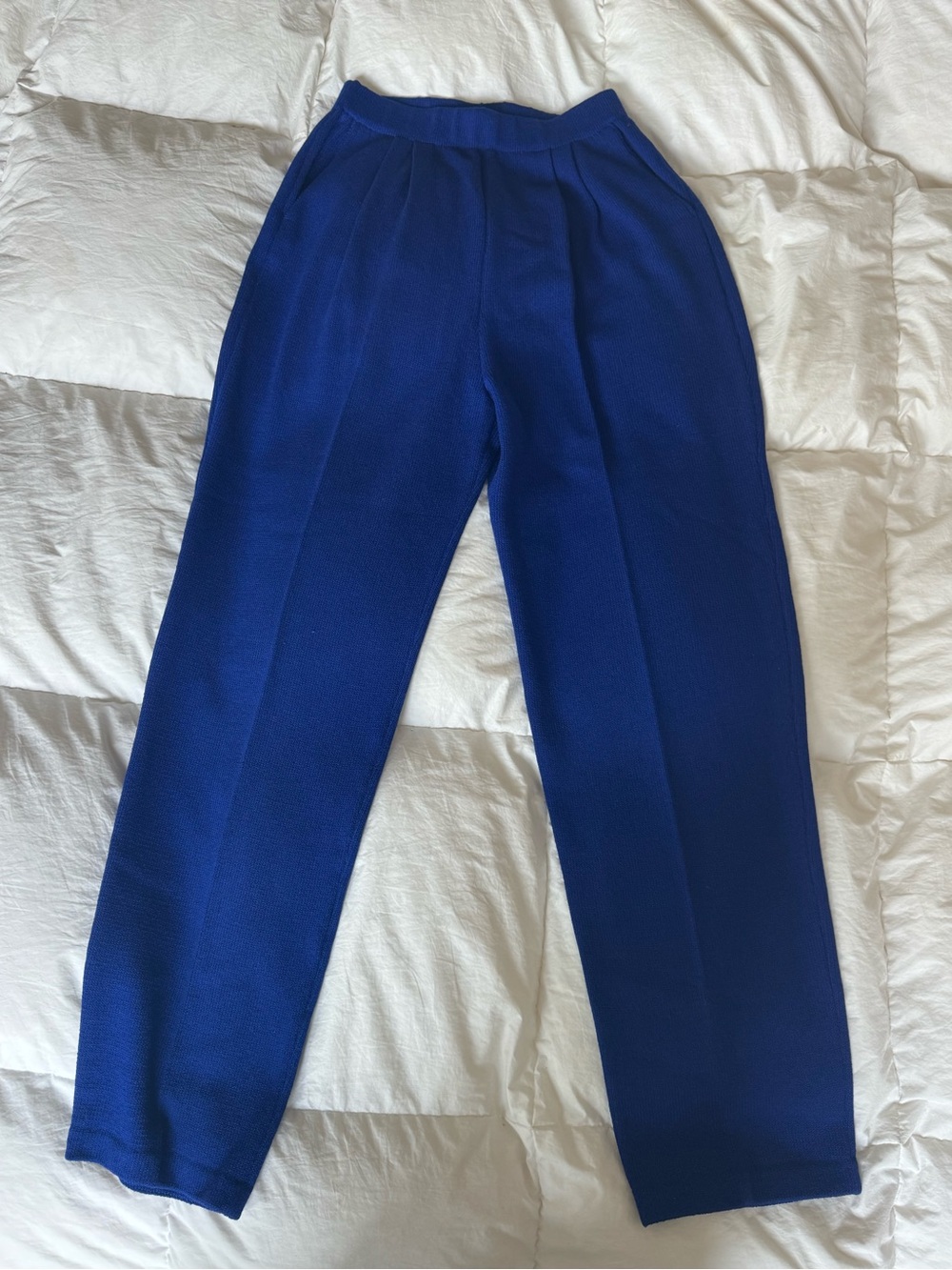 St. John by Marie Gray Women’s Royal Blue Pleated Luxury Knit Pants